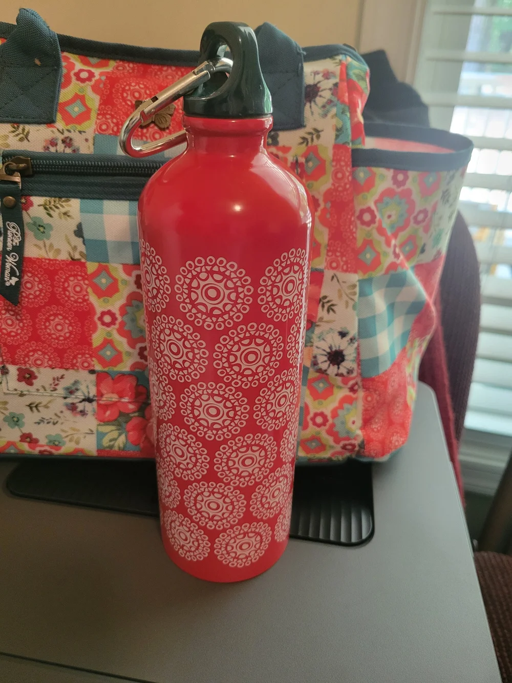 The Pioneer Woman Patchwork Floral Lunch Kit in Red, Blue, and White